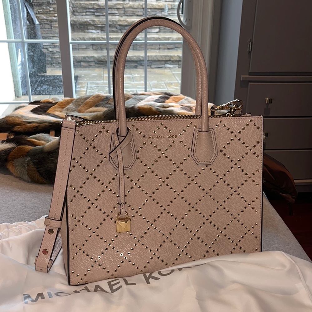 Michael Kors pink gold purse